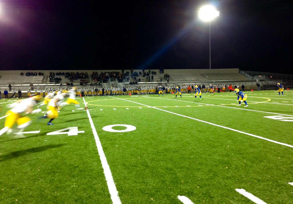 Milwaukee Rufus King (10-0) of the City Conference vs. Milwaukee Marquette (7-3) of the Greater Metro Conference!🏈💙💛
