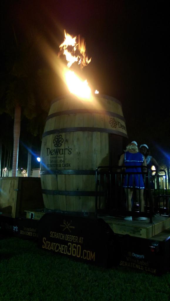 shaiferd2's tweet photo. Getting a drink for free at #sugarcane in #midtown because we experienced #scratchedtag #scratched360 https://t.co/HbonT4Xx76