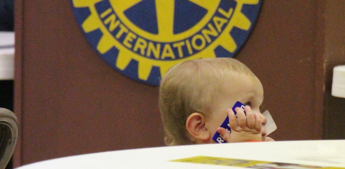 RickNelsonKY's tweet photo. A great use for campaign stickers---entertaining babies! https://t.co/Vb8SP3yMte