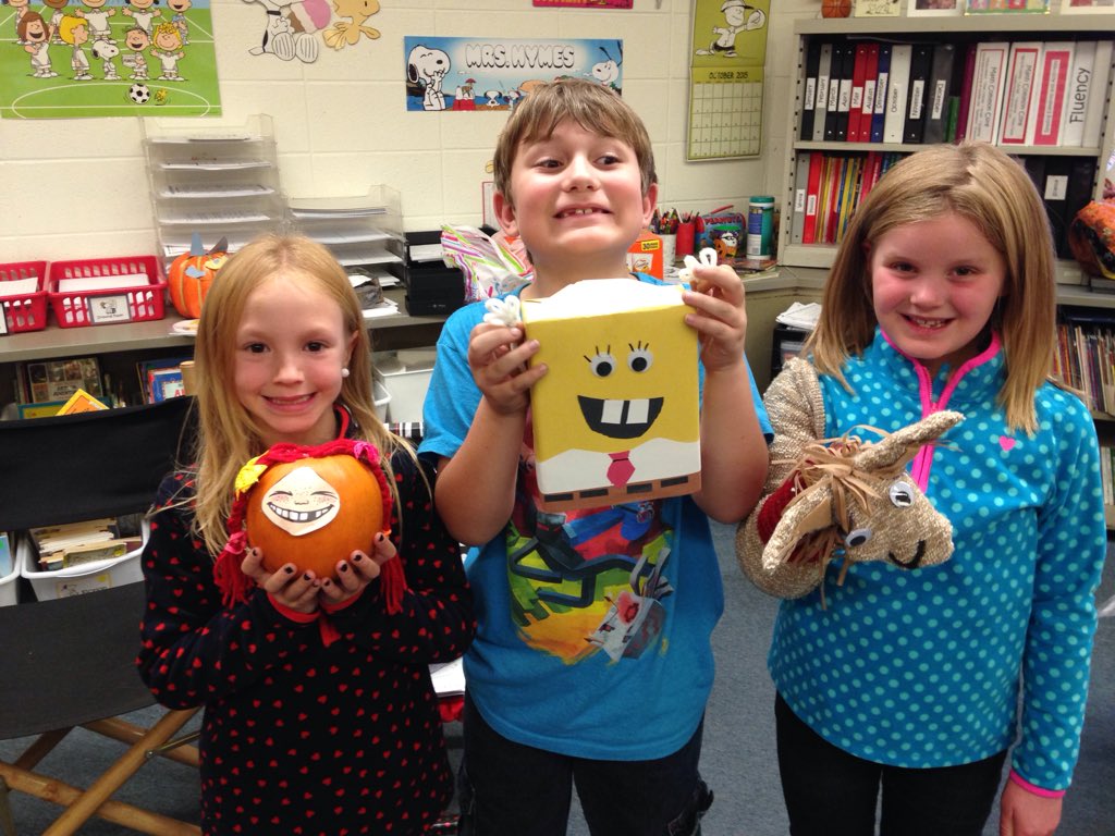 CarlaHymes's tweet photo. These are book characters that were made for the October book report #wlcardpride https://t.co/fioN7WpPAH