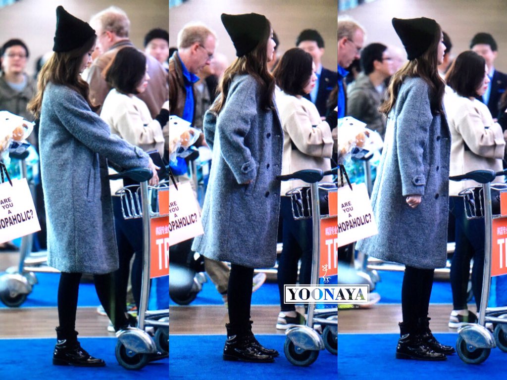 [PIC][31-10-2015]YoonA khởi hành đi Đài Loan để tham dự Fansign cho thương hiệu "H:CONNECT" vào sáng nay - Page 5 CSmx7w0UkAAnCvU