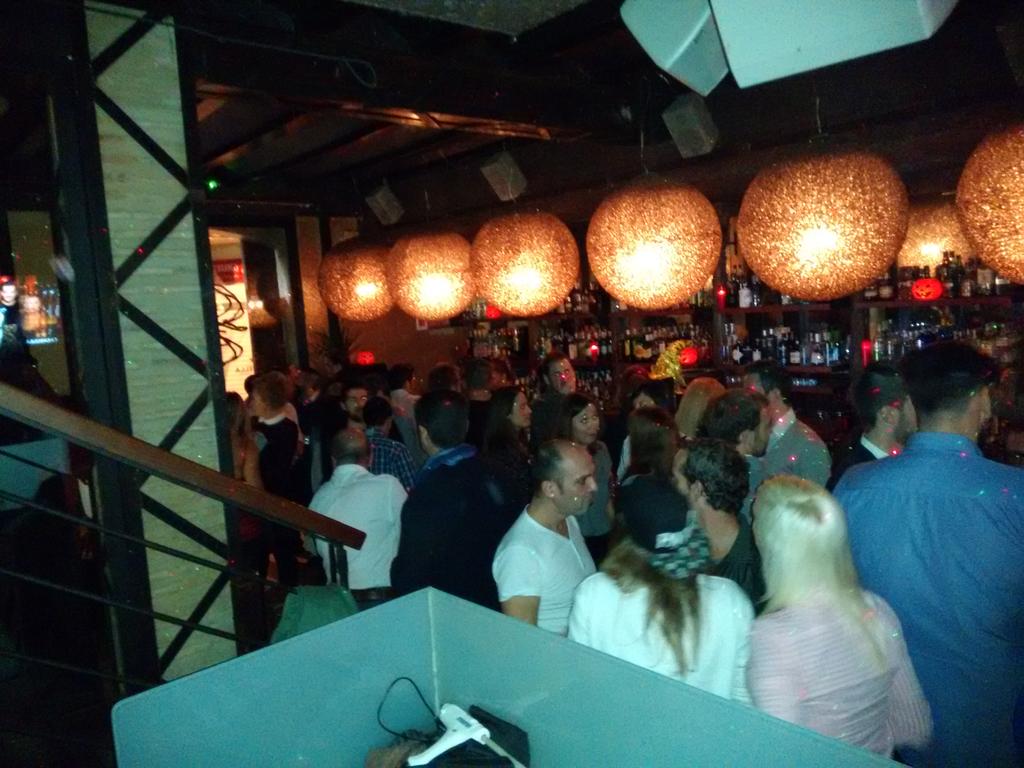ortegamiguedj's tweet photo. Viernes noche en Casavella Gandia! @5avenidagandia https://t.co/zxQJOz8UYt