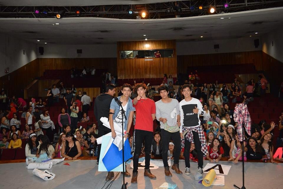 CD9PueblaOffic's tweet photo. Escuchen a Dhilema, están empezando, en verdad me enamoré. https://t.co/V5gn45Frdm 😍😍😍 https://t.co/P4AsXLlcfK