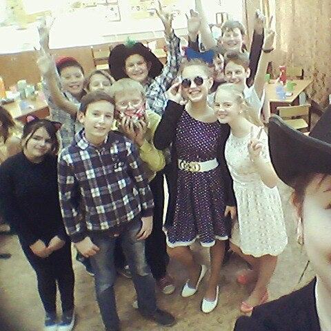 gyrsfggh's tweet photo. Весь класс, ну и цыпа♥ https://t.co/74pHeeOqXP