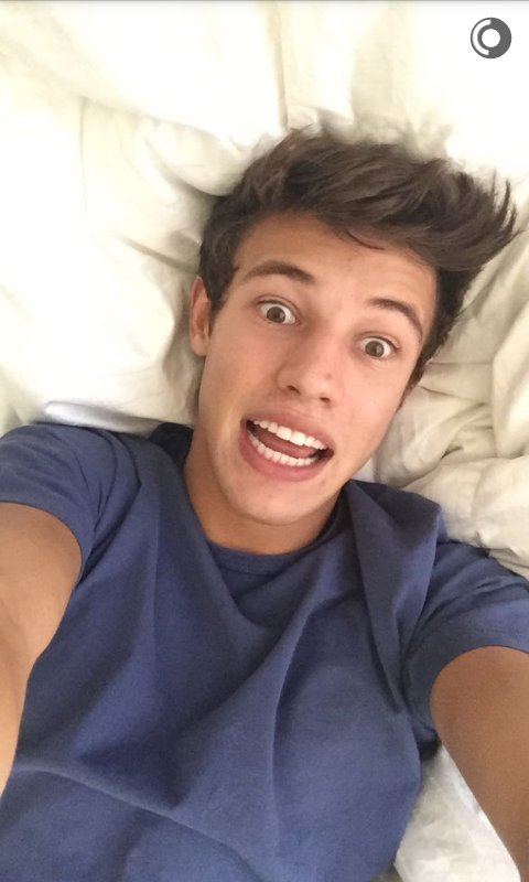 DolanMariana's tweet photo. @camerondallas  #AddCameronDallasOnSnapchat  hahaha and I still want this guy! Follow me Cam!🙏❤❤💘😍 https://t.co/iMZe327Fo0