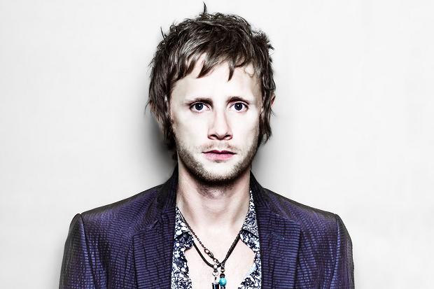 Feliz cumpleaños a // Happy birthday to 