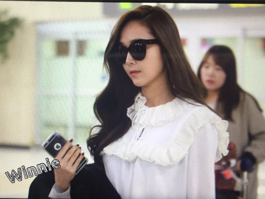 [PIC][31-10-2015]Jessica trở về Hàn Quốc vào trưa nay CSn5gt0U8AABVMx