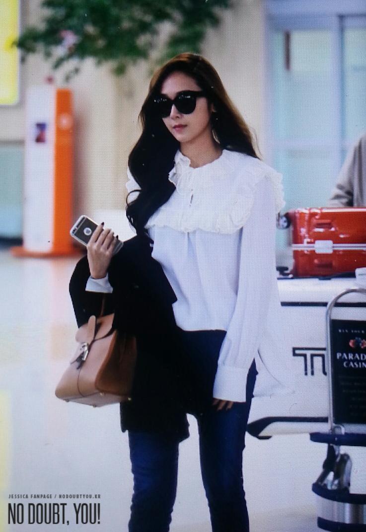 [PIC][31-10-2015]Jessica trở về Hàn Quốc vào trưa nay CSn8Y98UkAAV9U_