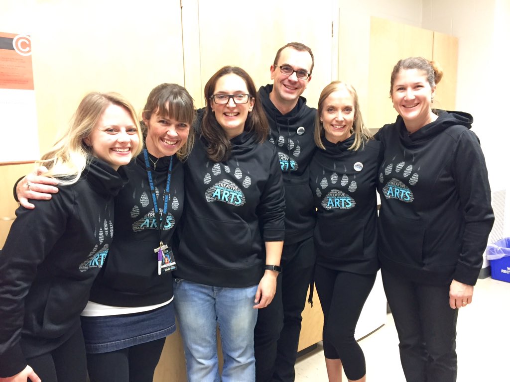 BrooklinDance's tweet photo. The teachers behind @brooklinhs #artsperience @BHSArtsDept https://t.co/DDMIJh13mD