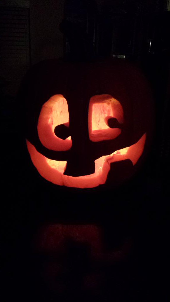 witonthetwit's tweet photo. Time for tricks and treats
Flickering grins to delight 
Happy Halloween 
#haiku #fauxku https://t.co/aVJbUJAeDN