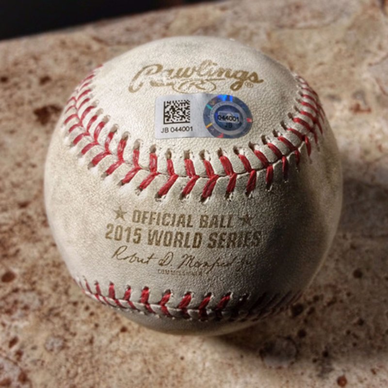 MLB's tweet photo. The first pitch of #WorldSeries Game 3 came in real HOT. Be careful if you get it: https://t.co/ns84Jll6YP https://t.co/uYv6qlTud3