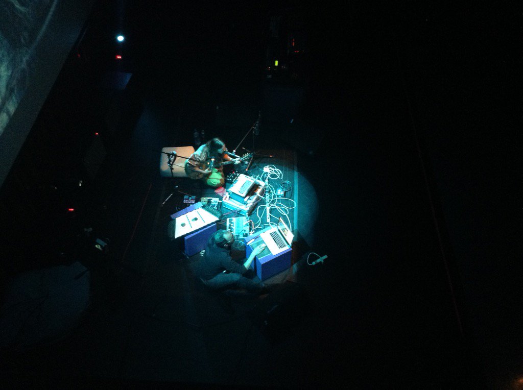 lab_ciudadania's tweet photo. #MOD10 "Camille Mandoki"
Encuentros de música electrónica viva @ccemx @FTelefonicaMX @ArturiaOfficial https://t.co/OhuJUJjwSV
