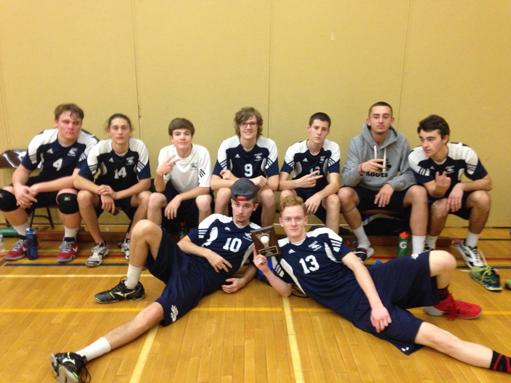 palmeranian99's tweet photo. @ParksideCI SR boys 2nd place finish at CECI tournament. Buzzin' into playoffs. #smallbumpintheroad #roadtokenora https://t.co/AGzWOX8RdK