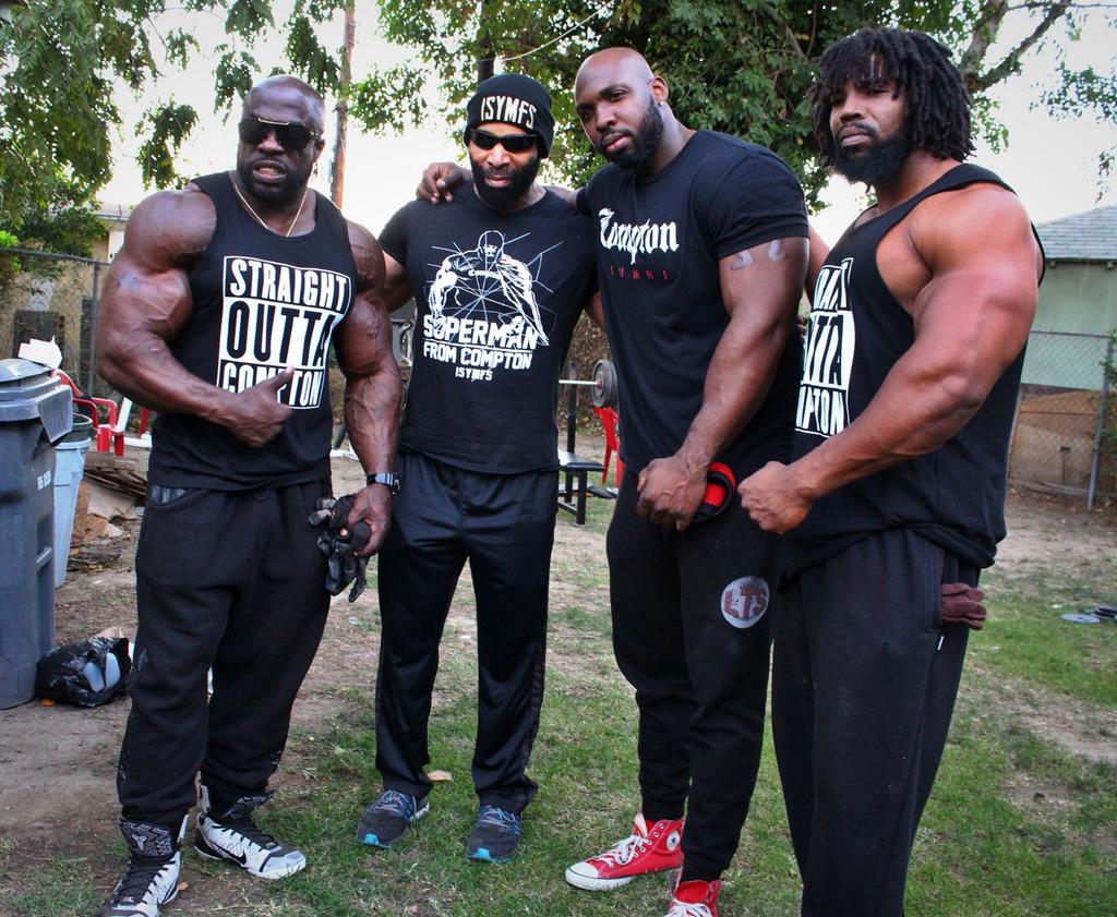 CTFletcherISYMF's tweet photo. ME &amp; THE BOYS TOOK IT BACK OL SKOOL TODAY, ORIGINAL COMPTON BACKYARD BIG ROB STARTED IN. @KaliMuscle @ROB_DID_IT_PT https://t.co/y3dG7UeQaI