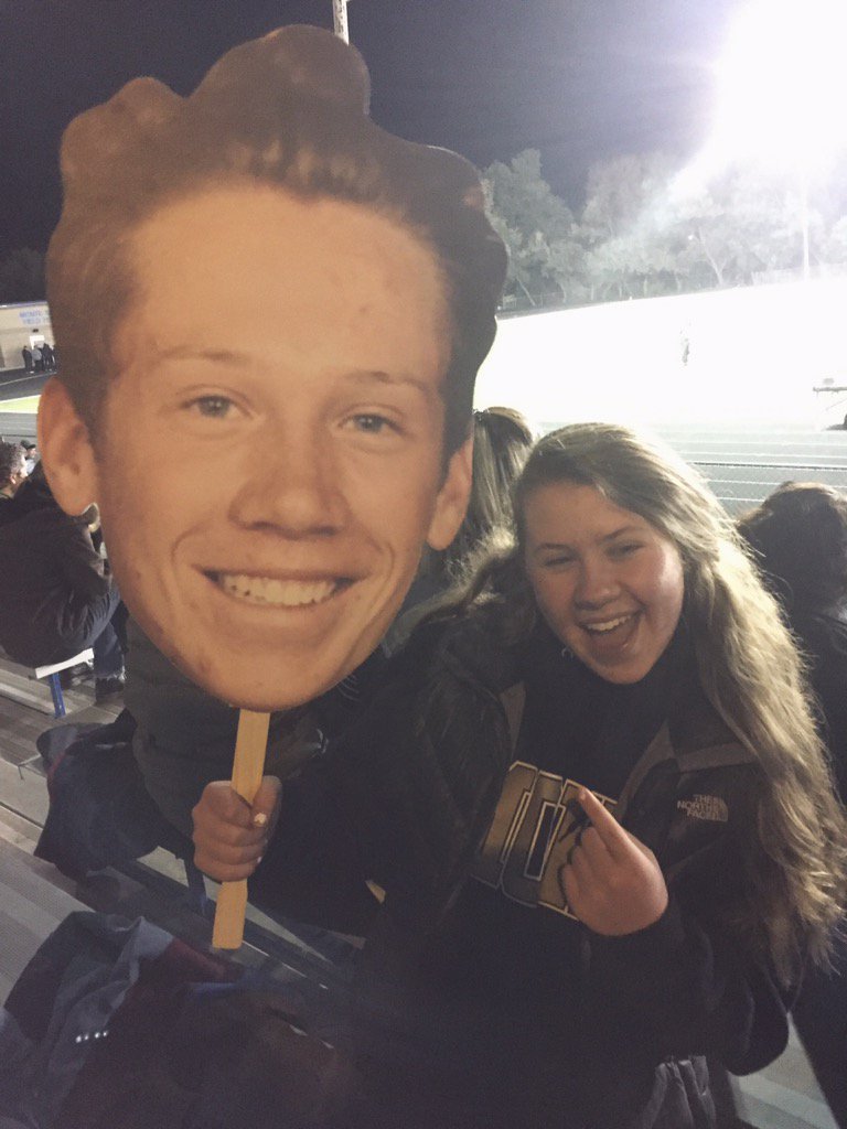 mlstockbauer's tweet photo. Big head and even bigger hair!!!! https://t.co/b0MqpOJXeo