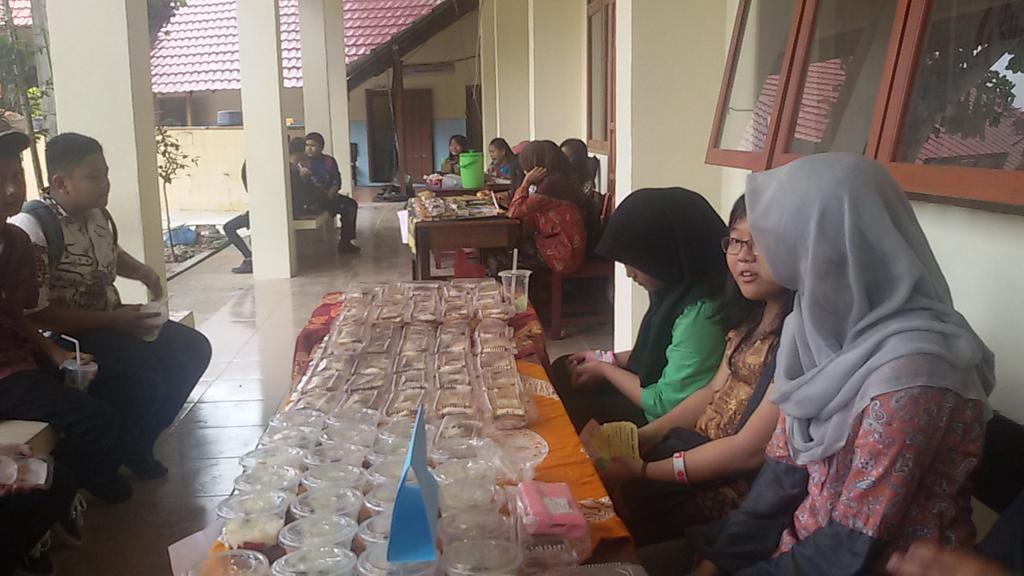 osisspansa's tweet photo. Mau tau suasana PENSI di SPANSA?Cekidot... https://t.co/lpwhpbL71T