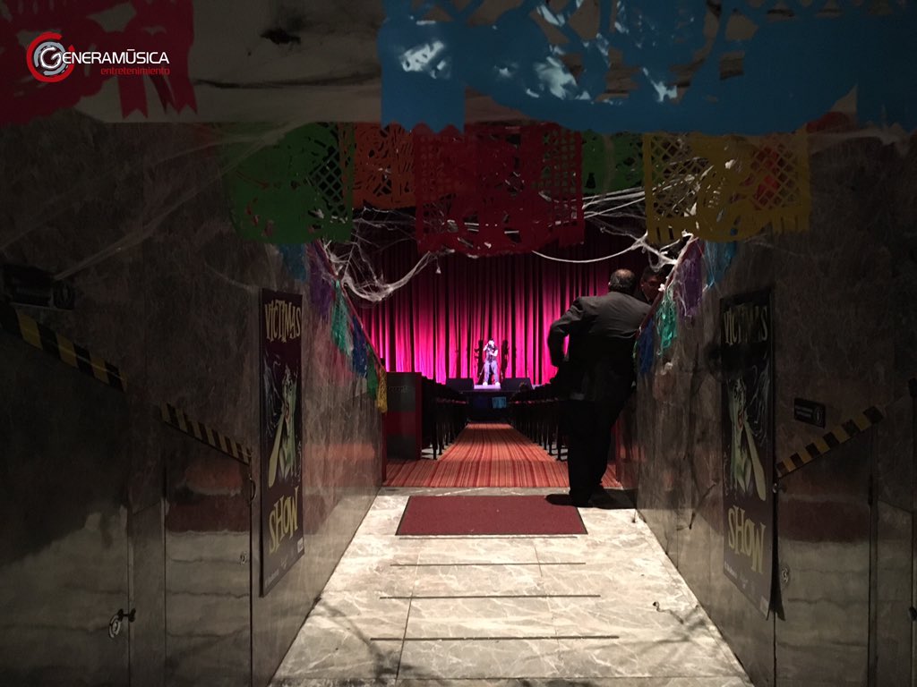 Ya estamos en el <a href="/TBlanquitaMx/">Teatro Blanquita</a> para vivir una noche de miedo con las <a href="/VDCdrCEREBRO/">Víctimas Show</a> #GenerandoEmociones