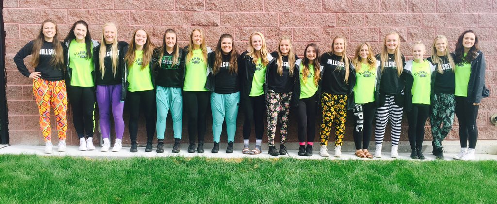 bayleyjohnson22's tweet photo. Us drill girls got to be soccer girls for the day. It was fun. πβ½οΈπ― #HS4LIFE #hd4life #halloween https://t.co/BljfneTKPS