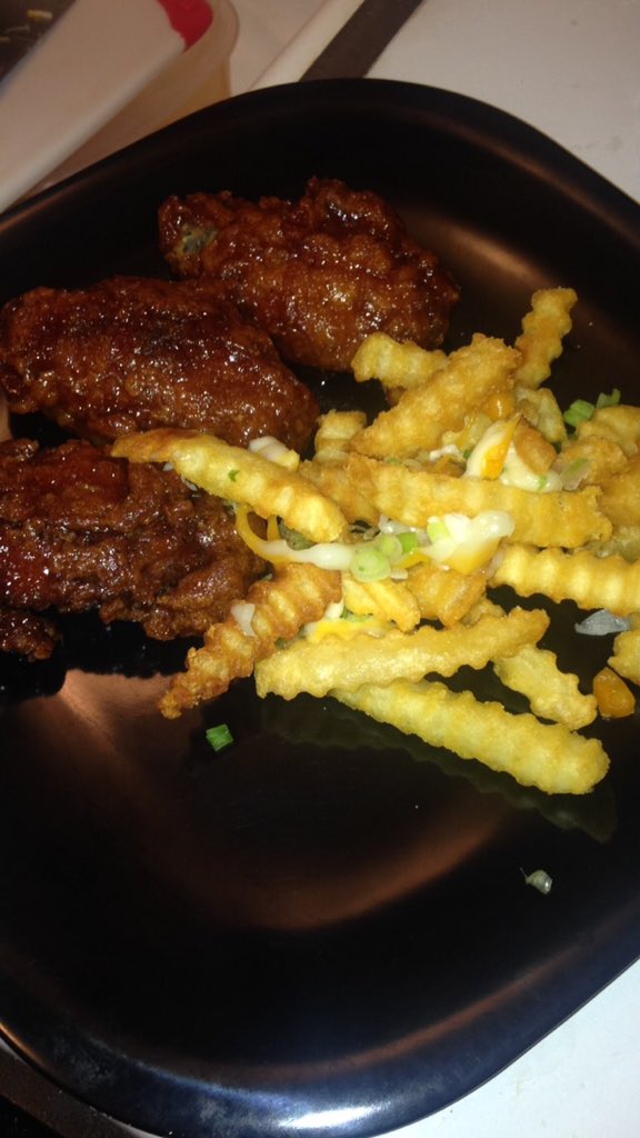 Kj_DaYoungstar's tweet photo. Hennessy honey bbq wings #iWhip #ChefYoungstar https://t.co/Djt0OGlgsS