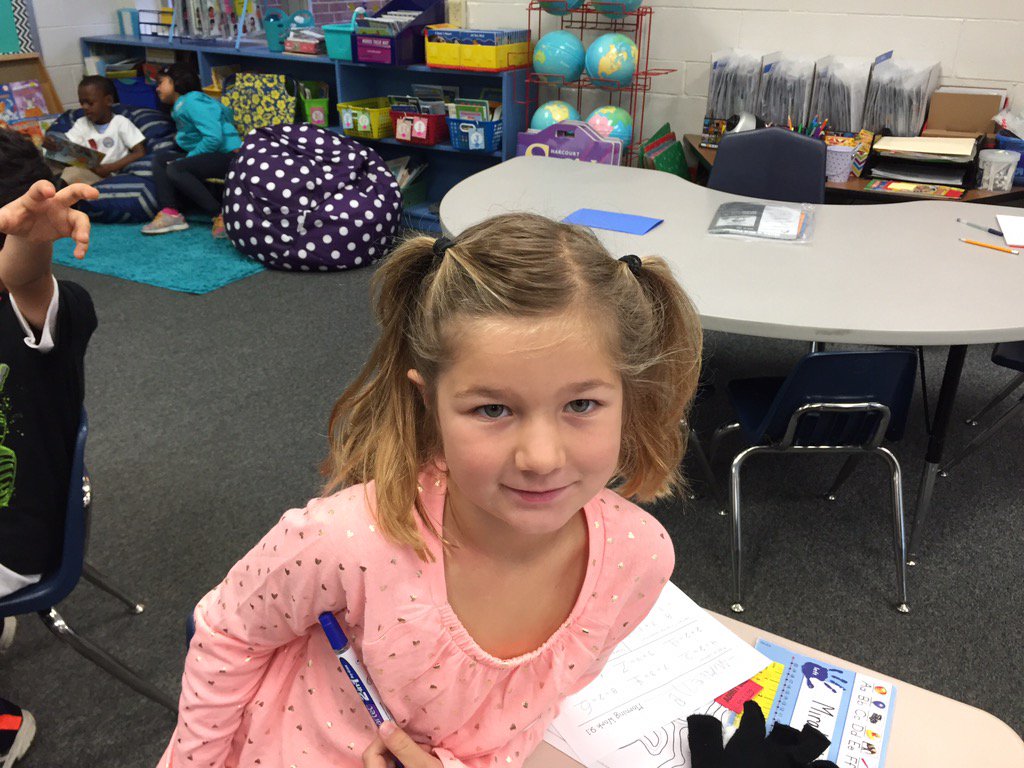 LakeviewSSI's tweet photo. Some more crazy hair last week! https://t.co/FcXMSKfn3u