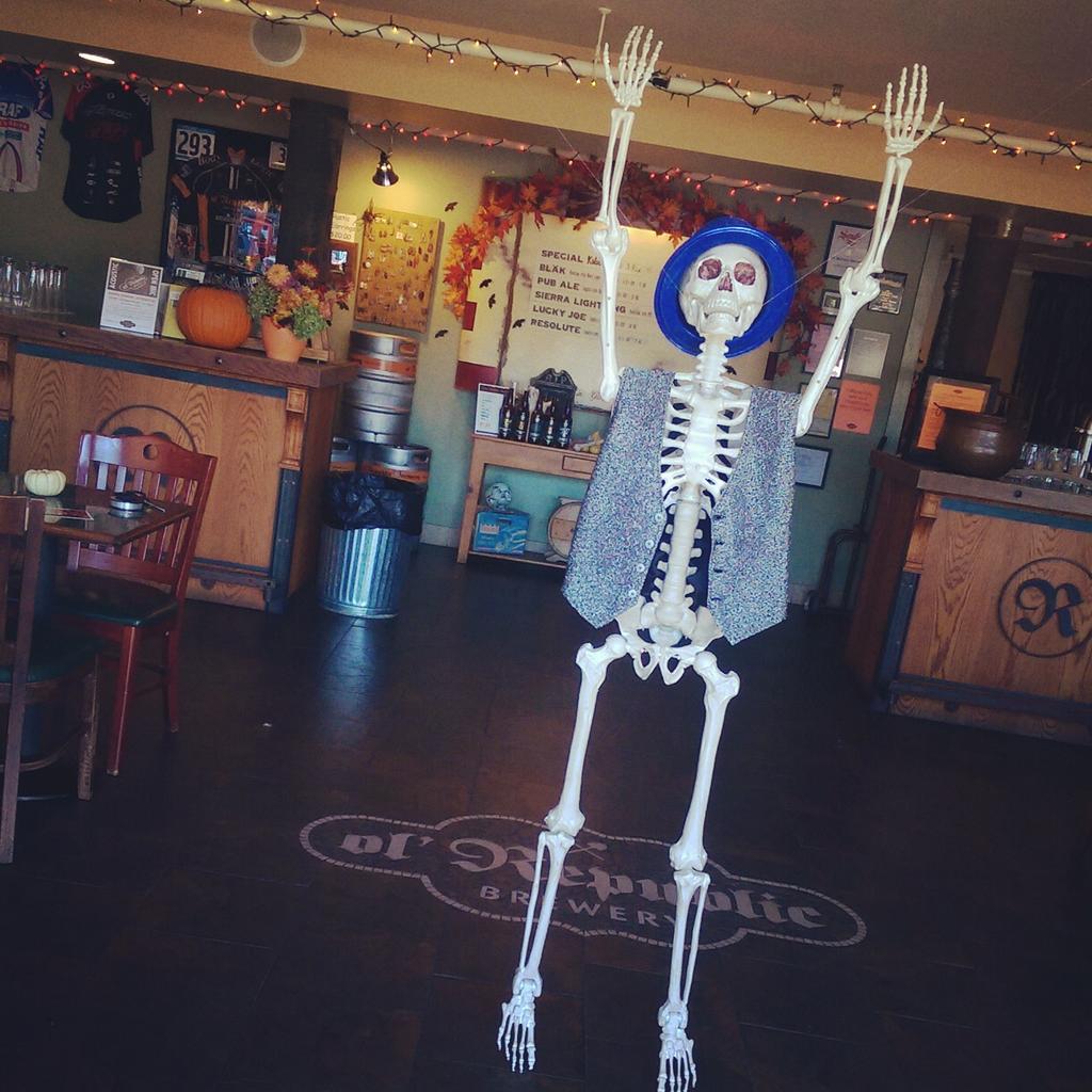 ol Republic Brewery tweet media