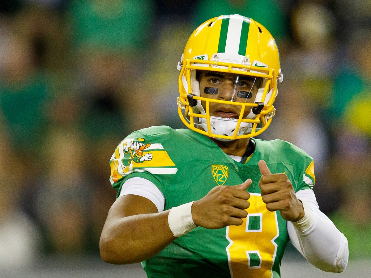 Happy Birthday to my boy Marcus Mariota! Great things to come for him. Keep ballin fam  