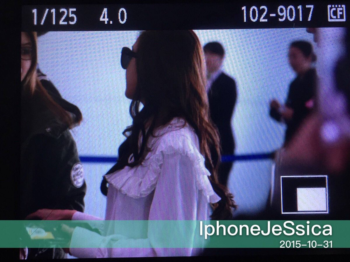 [PIC][31-10-2015]Jessica trở về Hàn Quốc vào trưa nay CSnRo5LWcAAj9MQ