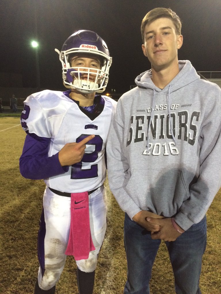 Ryan_Wieneke's tweet photo. #SurviveAndAdvance #ChefPerry https://t.co/ZRh0ilYNOt
