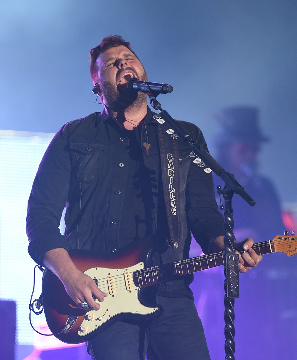 <a href="/RandyHouser/">Randy Houser</a> and the #KickTheDustUp tour stop in Detroit.  More pics at detne.ws/1Q0UlV9