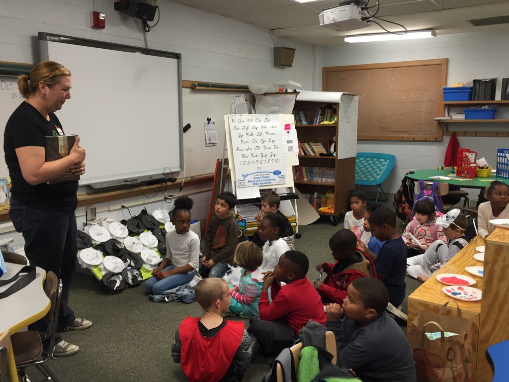 MsStalter's tweet image. We ate. We played. Time for a scary story before heading home.