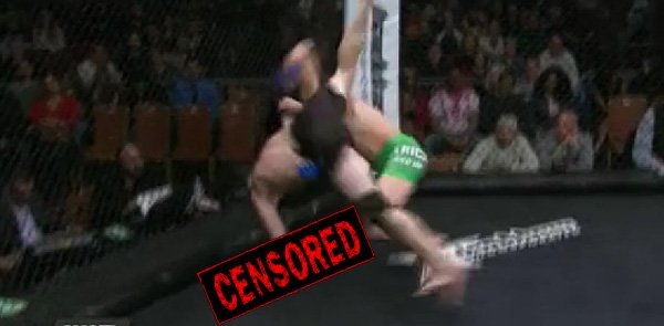 sherdogdotcom's tweet photo. Video: The Worst Sports Injury You’ll See All Weekend https://t.co/e6vIyWKJ0V https://t.co/bZESZt6Qmz
