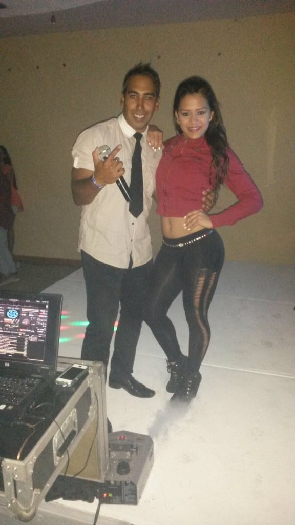 weventos_ve's tweet photo. bailarinas y show para tu hora loca. animación para tu evento https://t.co/qALZ4nj55W