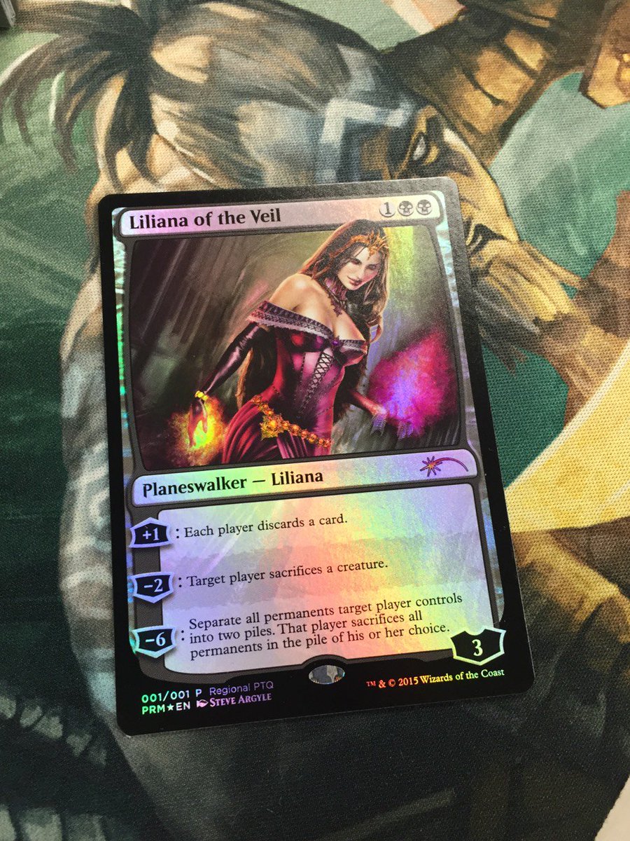Big Magic בטוויטר 今回のプロツアー地域予選参加者には Rptqプロモ版 ヴェールのリリアナ と 特製デッキケースが参加賞 として配布されています またtop16には上位賞としてプレイマットも 鼓舞する突撃 のイラストでギデオンが迫力満点 Mtgjp Https T Co