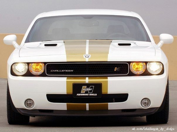 MagnificentCar's tweet photo. Dodge Challenger Hurst😎 https://t.co/VI6AnbNYQs