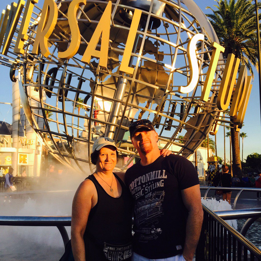 MarketingMaven2's tweet photo. #Imaxhorrorsweeps at Universal Studios https://t.co/XhF6kwei8Y