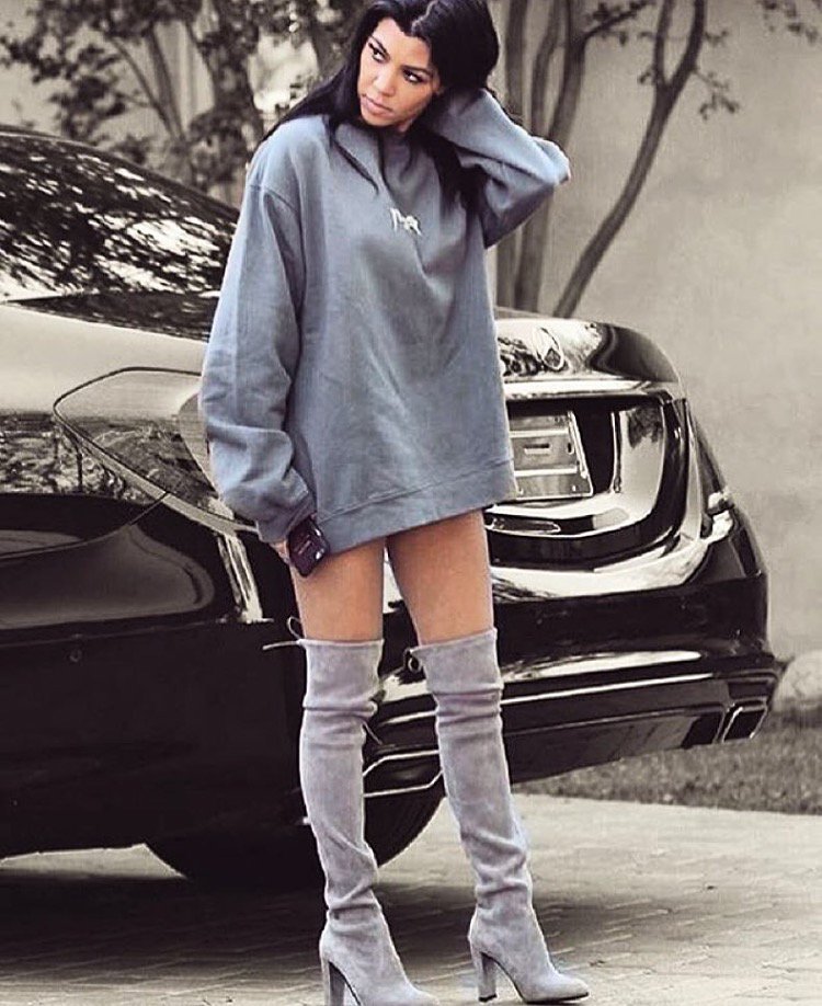 kourtneykardash's tweet photo. 🎦 #Yeezus https://t.co/NnPF17ye7e