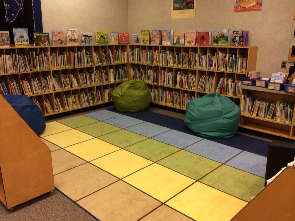 kennedytrail_d's tweet photo. Enjoying our new carpet in the learning commons #sd36learn https://t.co/EJRt75lUZA