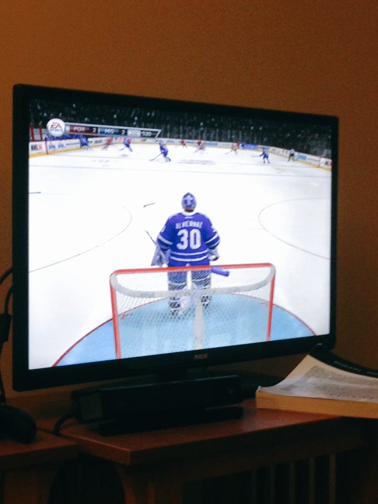 JiriVavrusa's tweet photo. Being a goalie in the NHL game is like being an outfielder in the road to the show. #jordánhaving fun #thečel https://t.co/xVl5qHHIQb