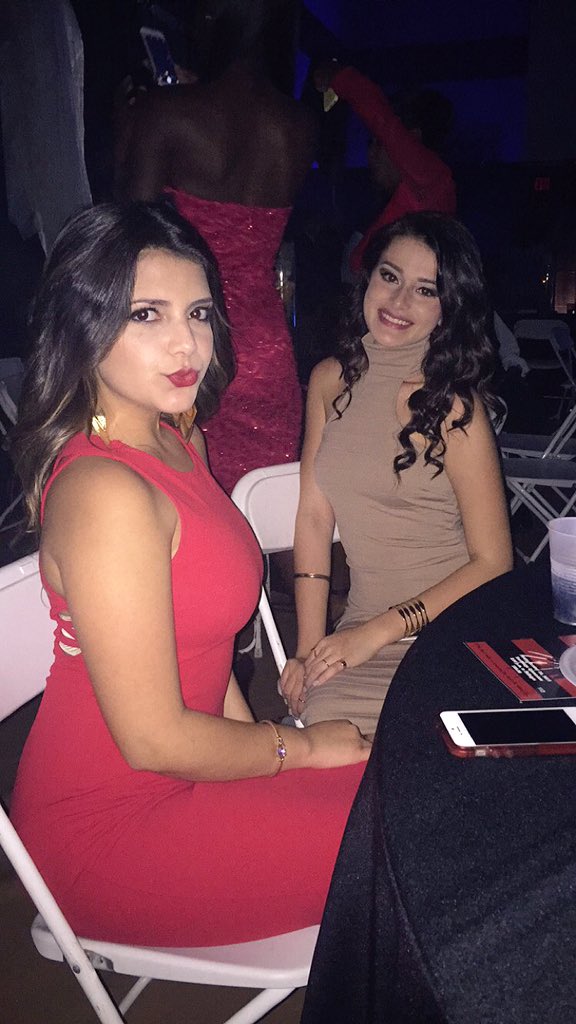 Natylagorditaa's tweet photo. A few of my faves ❤️❤️ #hoco #ridge  @michyfdzx @YRodriguezSR @ejxdoskow_ https://t.co/C0PfbLoDF5