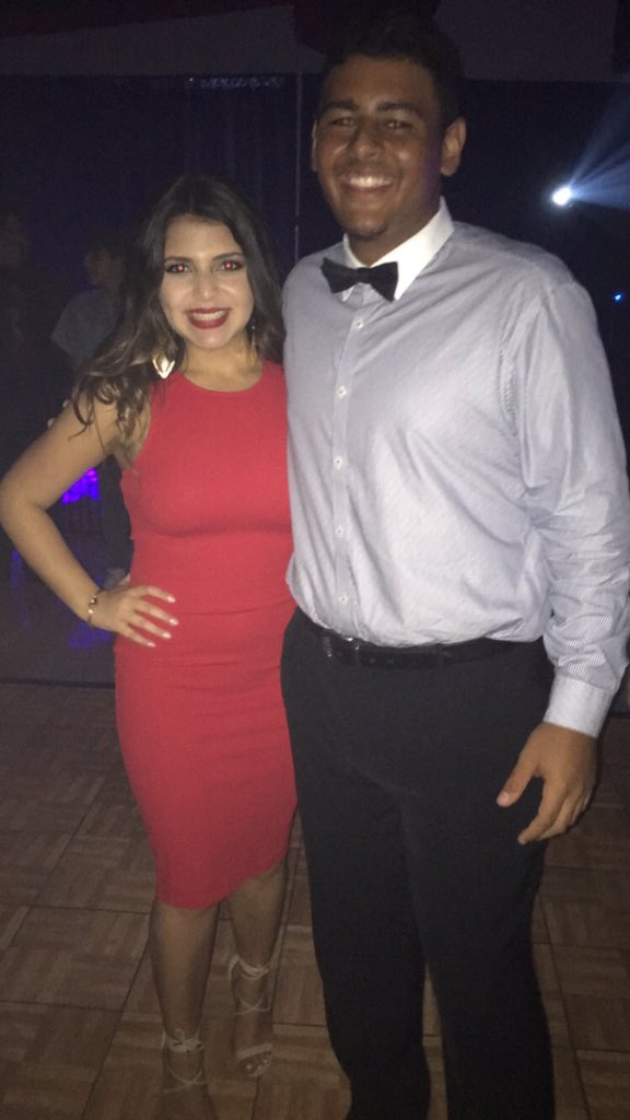 Natylagorditaa's tweet photo. A few of my faves ❤️❤️ #hoco #ridge  @michyfdzx @YRodriguezSR @ejxdoskow_ https://t.co/C0PfbLoDF5