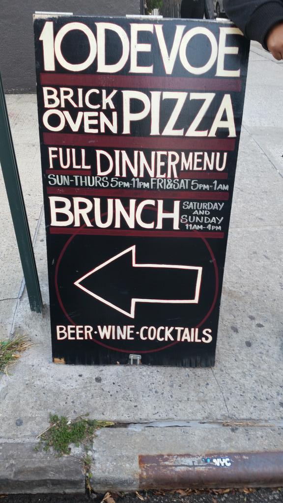 GoodHospMktg's tweet image. Brick oven pizza @10devoeBK  #delicious #awsomeservice #vcalero