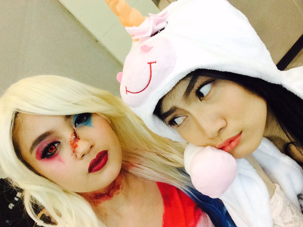 MelodyLaksani's tweet photo. Yuk jalur 2! Jika ingin bertemu harus mencolok, halloween night, midnight boogie night!👻🎃👻 #JKT48HalloweenHSF https://t.co/ZNLo6d0eL1
