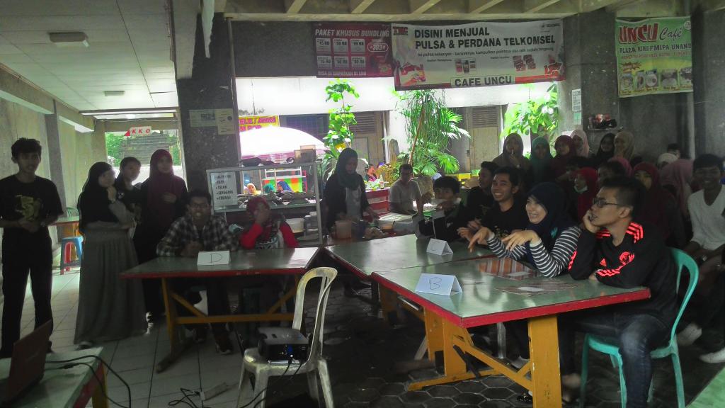 ATOMIC_14's tweet photo. bingung yaa,KENAL GAK SIH ?#kobal2015 @himka_Unand @BEMKMFMIPAUA https://t.co/cvWDKekNBH