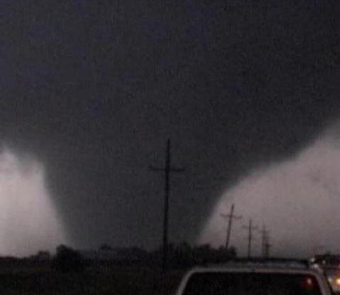 My view...
It's gonna be a long night

#austintornado