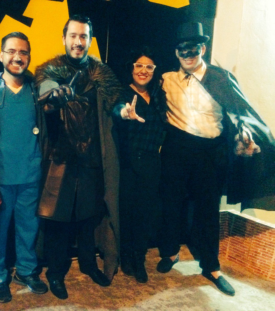 Lexistas_81's tweet photo. Están llegando los lexistas #Hallowlex @fquezada92 @HectorVanegasF @FelipeCedenoP @KellyvaleriaGA https://t.co/riQvdkr0v0