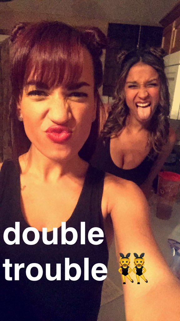 MsAitchB's tweet photo. snapchat : MissMulatto 👯 https://t.co/R3hczXmJRz