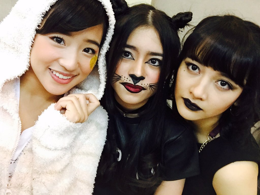 Haruka_NKGW10's tweet photo. Mau mulai sesi3 ya😚👍🏼jangan lupa datang💜
3部始まりまーす( ´ ▽ ` )ﾉ待ってるよっ❤️

#JKT48HalloweenHSF https://t.co/xqsfI0nO0n