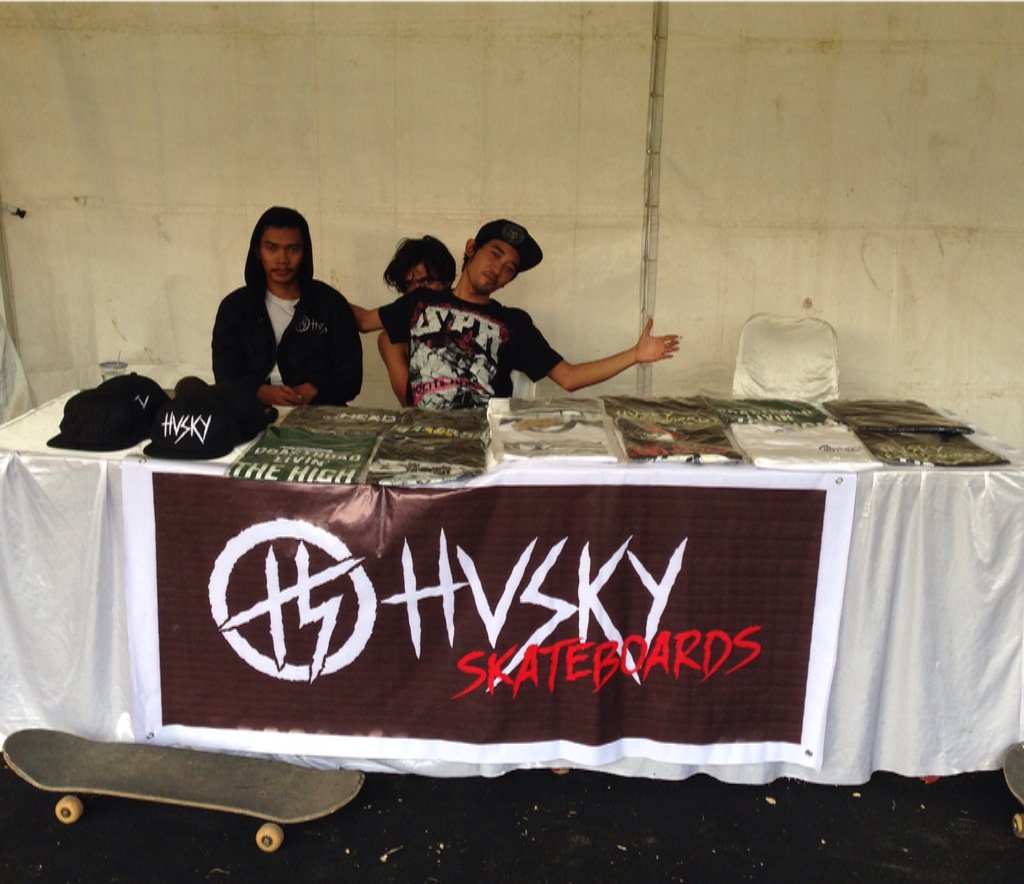 kita ada di lapangan tribun stabat ni acara klub experts dari club mild. yg di stabat dan sekitarnya ayo merapat 🍻