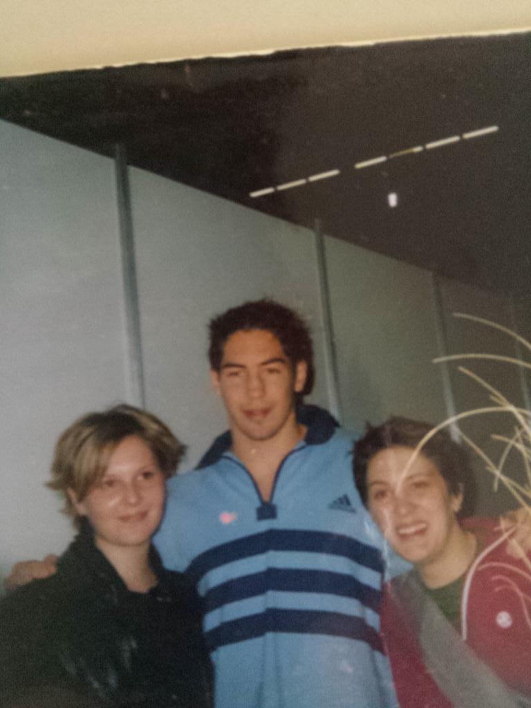 #all bleu tweet media