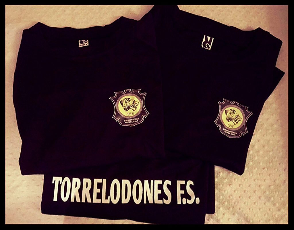 TorrelodonesFS's tweet photo. El 10 de noviembre sortearemos camisetas del Torrelodones FS ¿A qué estás esperando para ABONARTE? ¡PARTICIPA! https://t.co/xWNZM2oUNg